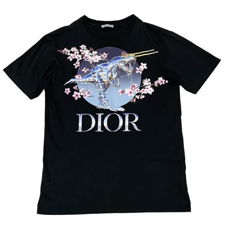 women clothes inspired dinosaurus dior